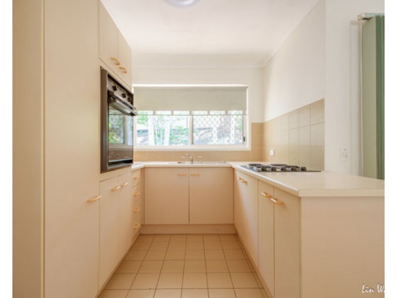 16/128 Benowa Road, Southport QLD 4215
