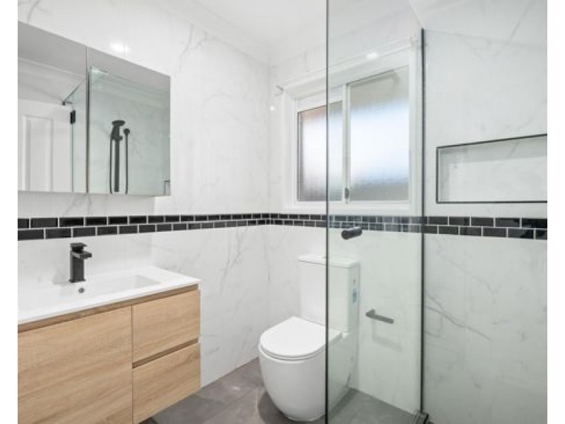 3 Jamieson Drive, Parkwood QLD 4214