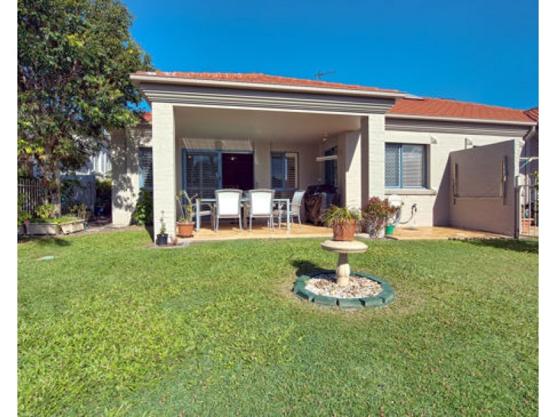 48/1 Bronberg Court, Southport QLD 4215