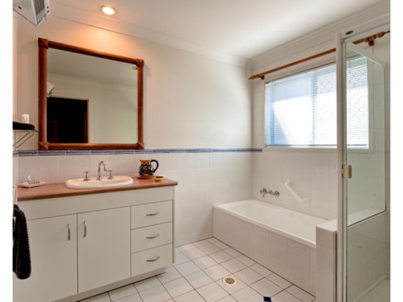 48/1 Bronberg Court, Southport QLD 4215