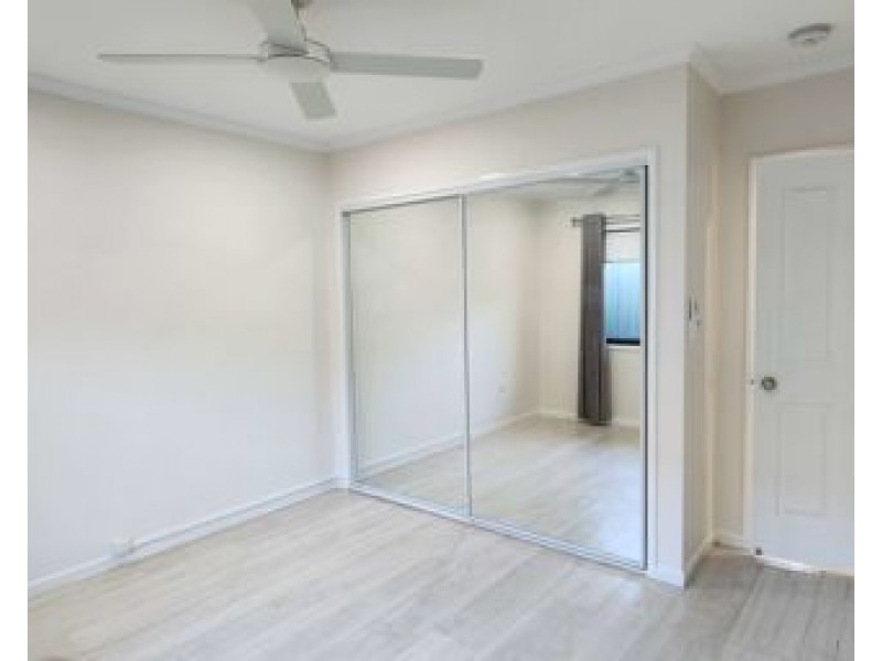 99 Springwood Rd, Springwood QLD 4127