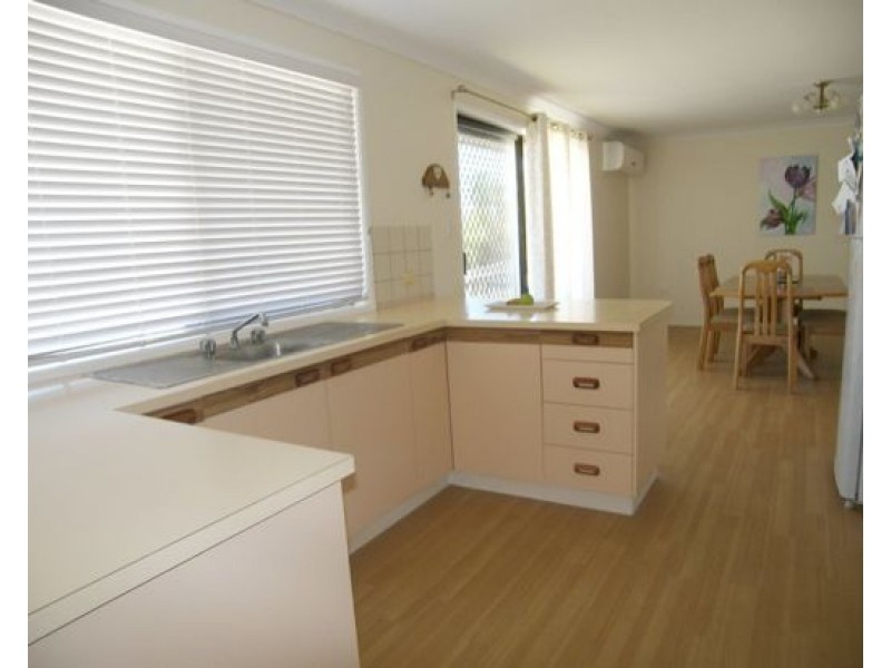 344 West Street, Kearneys Spring QLD 4350