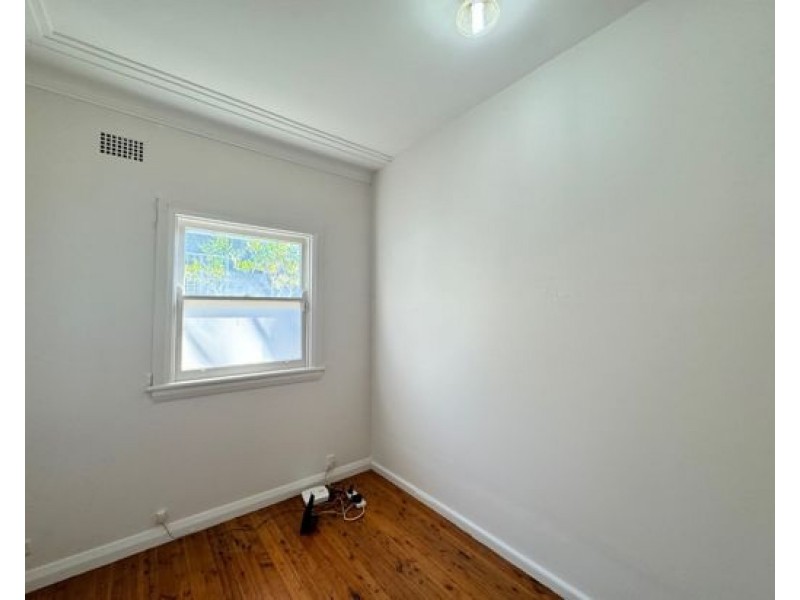 4 Wingello Street, Guildford NSW 2161