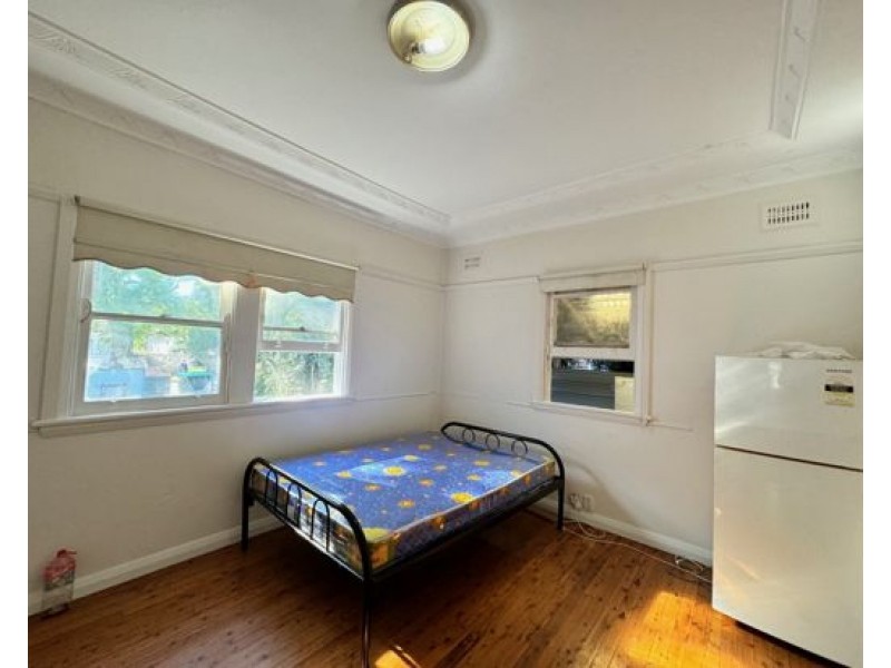 4 Wingello Street, Guildford NSW 2161