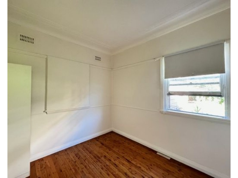 4 Wingello Street, Guildford NSW 2161