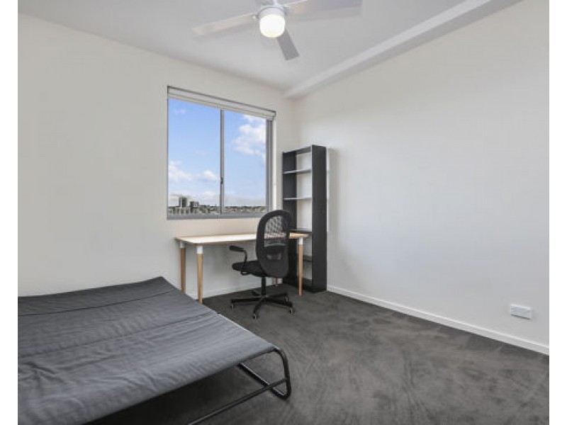 1105/5 Cameron Street, South Brisbane QLD 4101