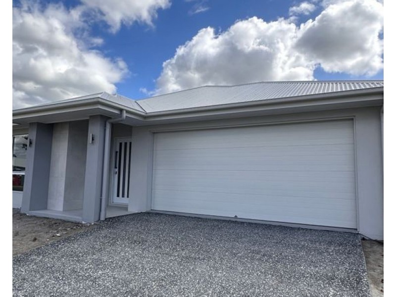 68 Daisy St, Caboolture South QLD 4510