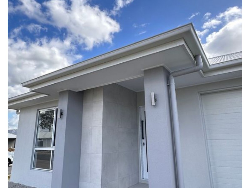 68 Daisy St, Caboolture South QLD 4510