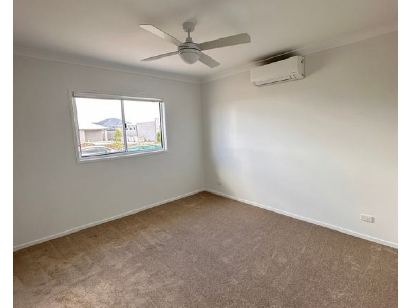 68 Daisy St, Caboolture South QLD 4510