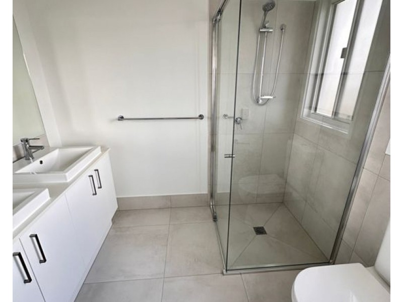 68 Daisy St, Caboolture South QLD 4510