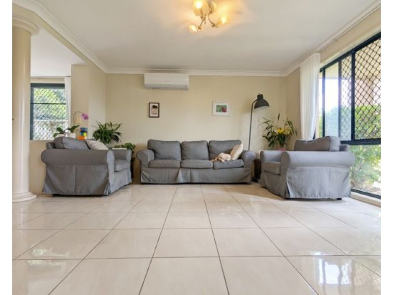 10 EASTWOOD CLOSE, Sunnybank Hills QLD 4109