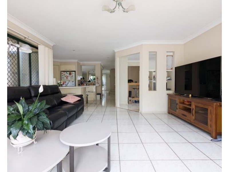 10 EASTWOOD CLOSE, Sunnybank Hills QLD 4109