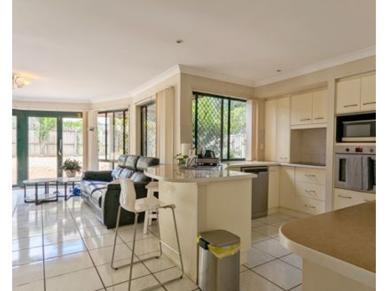 10 EASTWOOD CLOSE, Sunnybank Hills QLD 4109