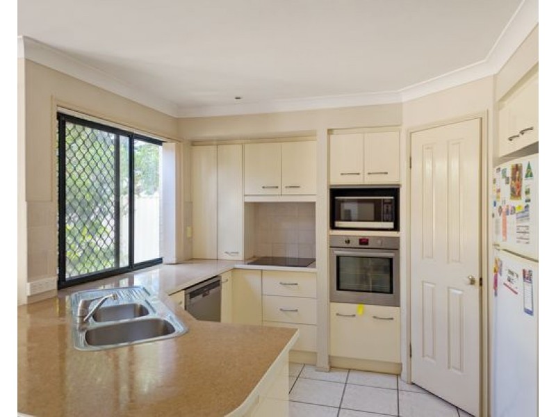 10 EASTWOOD CLOSE, Sunnybank Hills QLD 4109