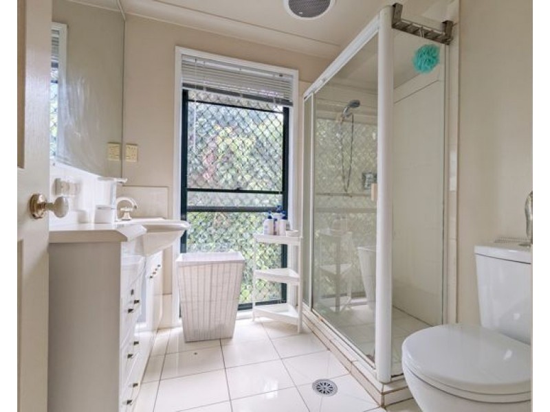 10 EASTWOOD CLOSE, Sunnybank Hills QLD 4109