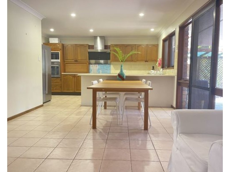 124 PADSTOW ROAD, Eight Mile Plains QLD 4113