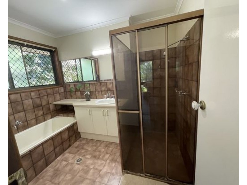 124 PADSTOW ROAD, Eight Mile Plains QLD 4113