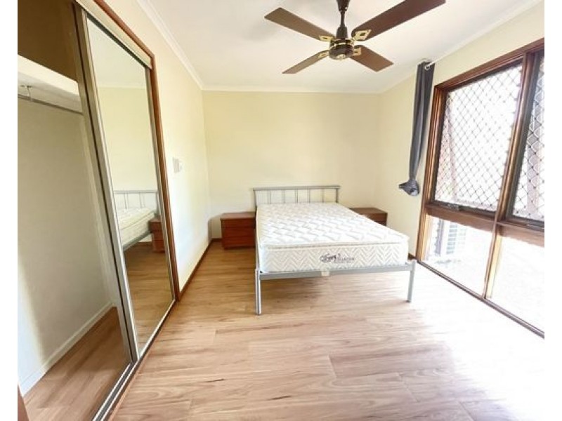 124 PADSTOW ROAD, Eight Mile Plains QLD 4113