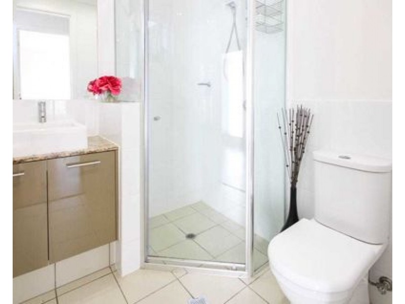 6129 Bolsena Circuit, Hope Island QLD 4212