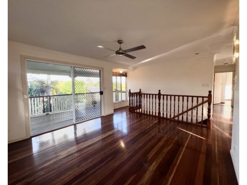19 Peterglen Street, Wishart QLD 4122
