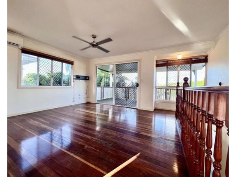 19 Peterglen Street, Wishart QLD 4122