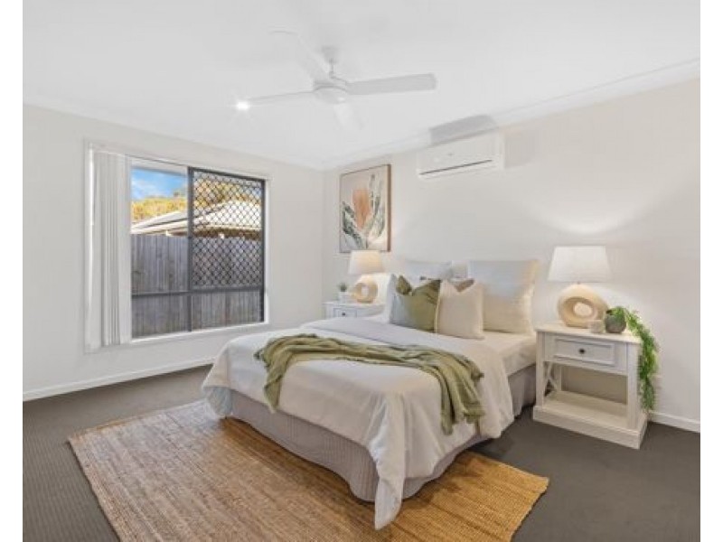 43 Verday Crescent, Pallara QLD 4110