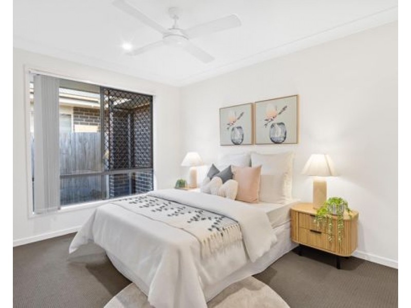 43 Verday Crescent, Pallara QLD 4110