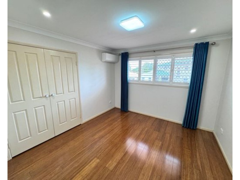 8 Redland Close, Kuraby QLD 4112