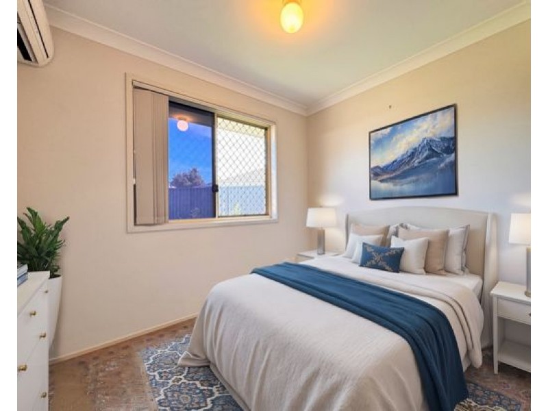8 Garry Place, Crestmead QLD 4132