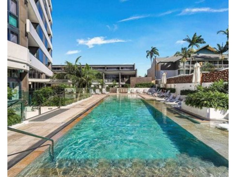 9 Norfolk Avenue, Surfers Paradise QLD 4217