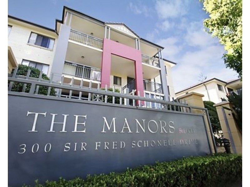 91/300 Sir Fred Schonell Drive, St Lucia QLD 4067