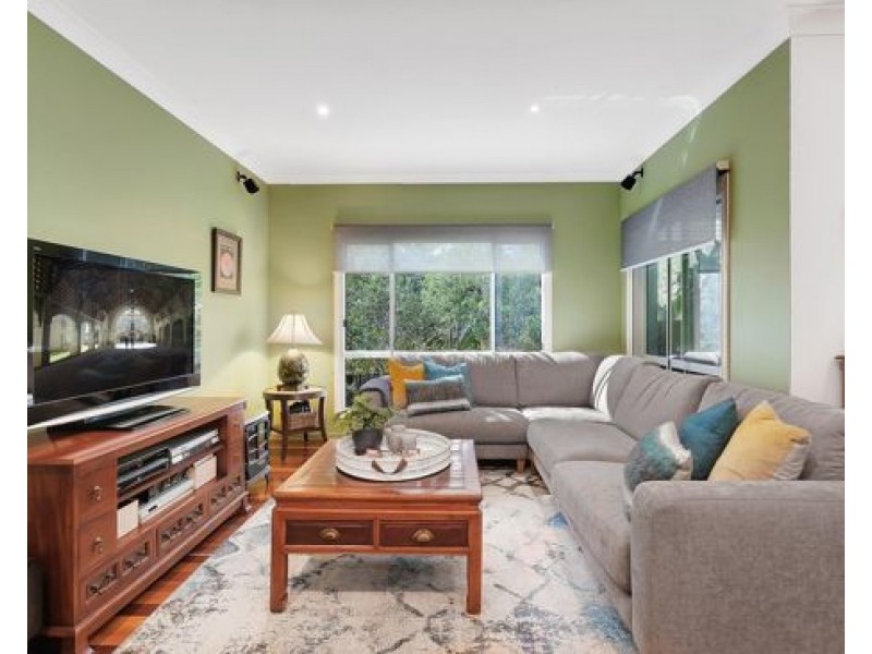 1 Kew st, Indooroopilly QLD 4068