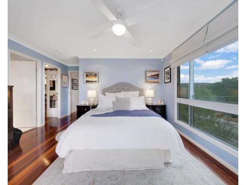 1 Kew st, Indooroopilly QLD 4068