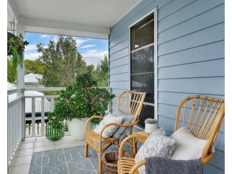 1 Kew st, Indooroopilly QLD 4068