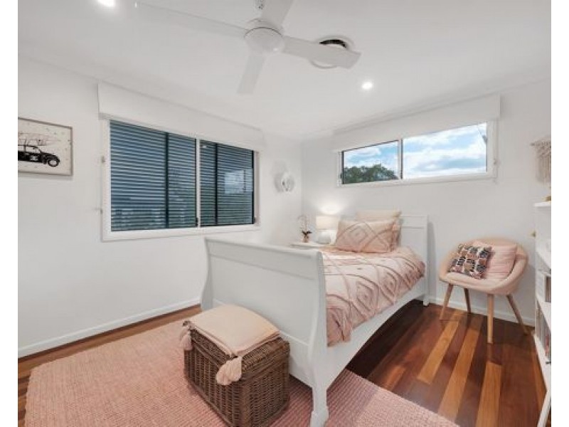 1 Kew st, Indooroopilly QLD 4068