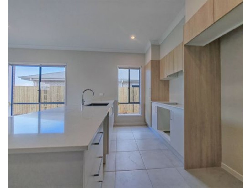 12 Tulip Wood Street, Griffin QLD 4503