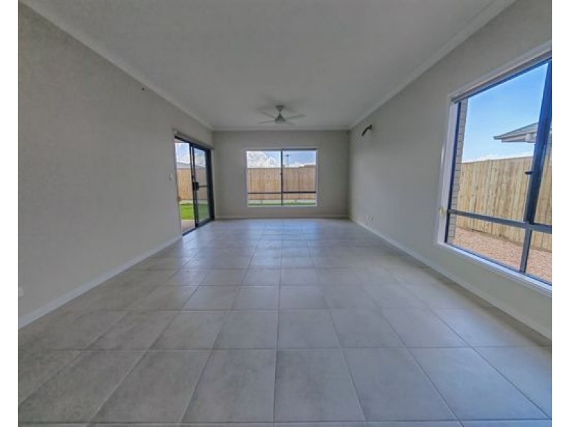 12 Tulip Wood Street, Griffin QLD 4503