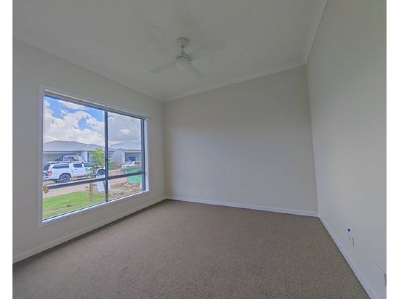 12 Tulip Wood Street, Griffin QLD 4503