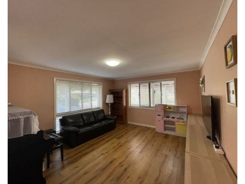 49 Woorama Rd, The Gap QLD 4061
