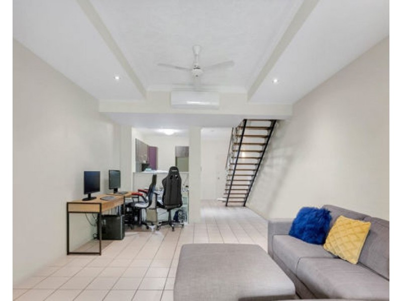 368 2-8 Rigg Street, Woree QLD 4868