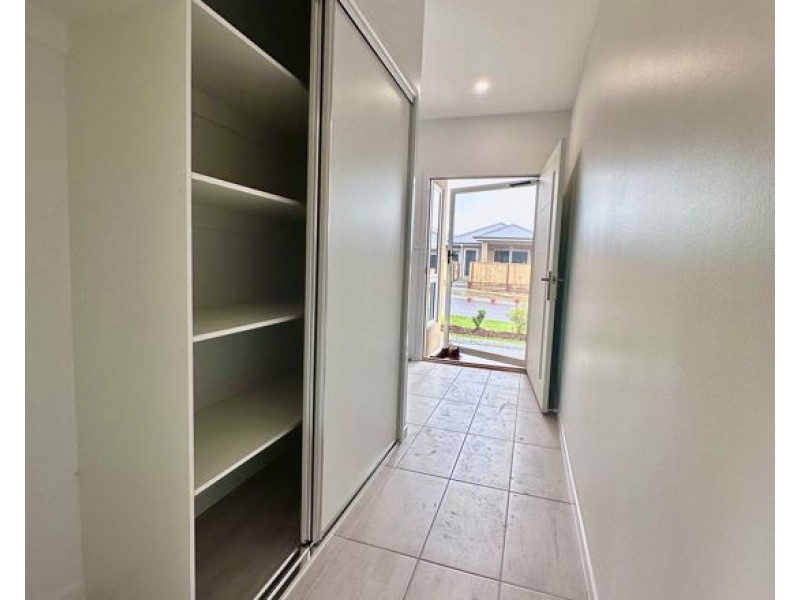 24 Rosa Street, Ripley QLD 4306