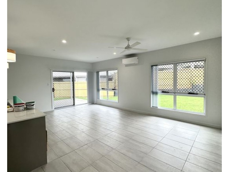 24 Rosa Street, Ripley QLD 4306