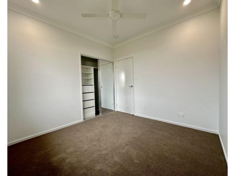 24 Rosa Street, Ripley QLD 4306
