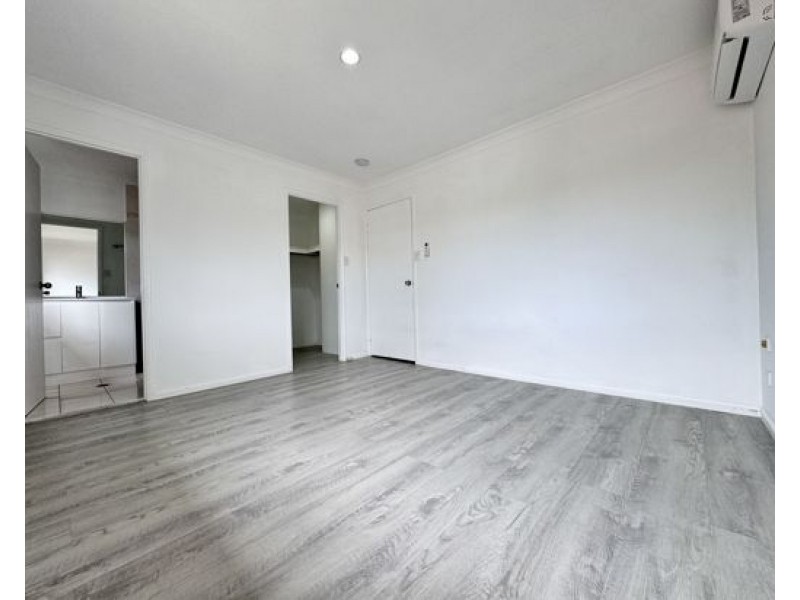 12/10 Lawrence Close, Robertson QLD 4109