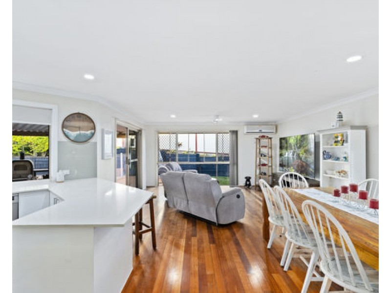 76 Inverness Way, Parkwood QLD 4214