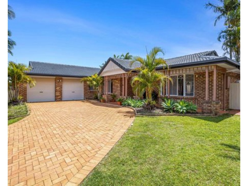 42 CLEVELAND PLACE, Stretton QLD 4116