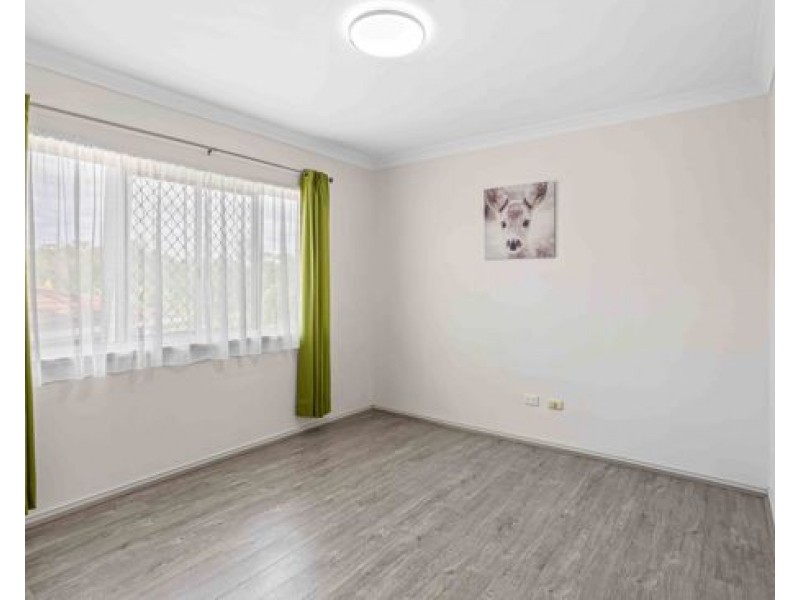 42 CLEVELAND PLACE, Stretton QLD 4116