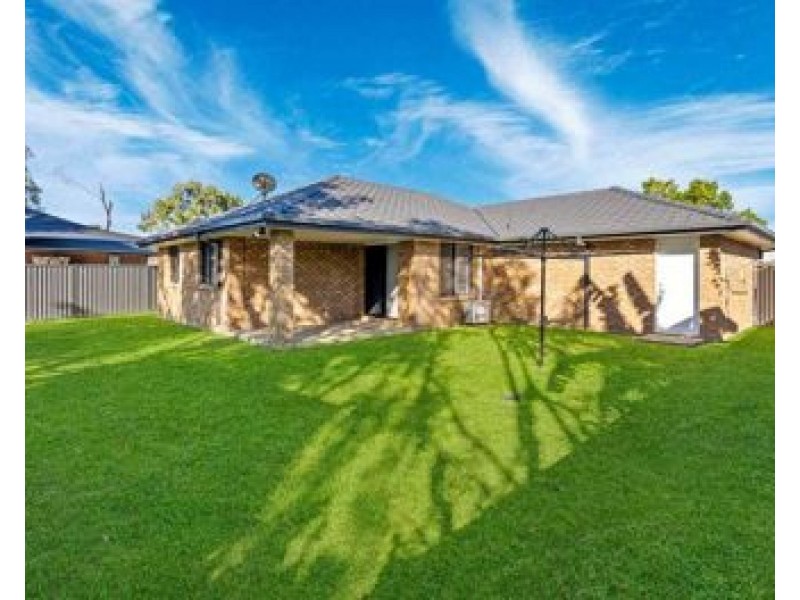 13 BLUEASH CRESCENT, Oxenford QLD 4210