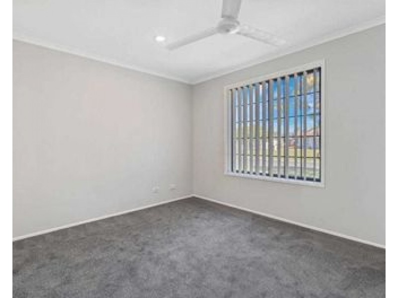 13 BLUEASH CRESCENT, Oxenford QLD 4210