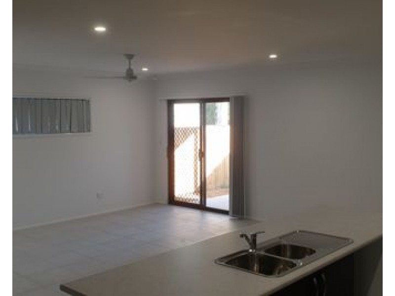 75 DANNIELLE CIRCUIT, Lawnton QLD 4501